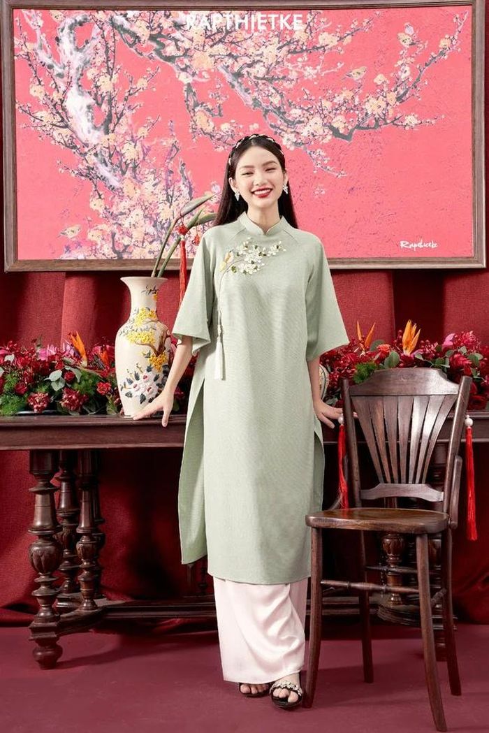 Áo dài cách tân tay lỡ