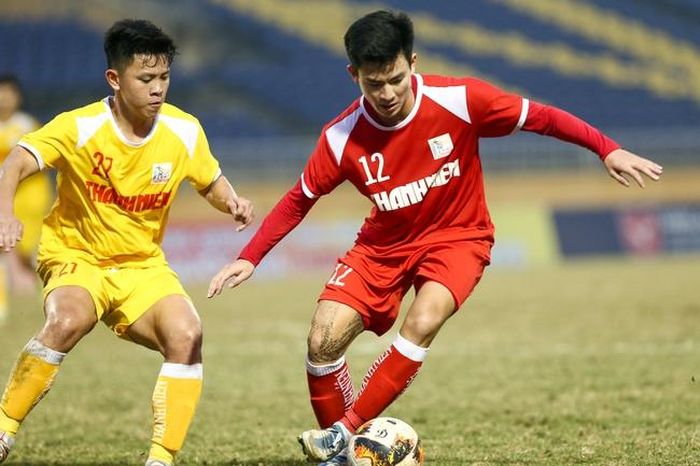 Bước vào trận đấu hôm nay, Tuấn Tài có khởi đầu khá chậm chạp. Viettel thi đấu khá chặt chẽ chưa dám mạo hiểm