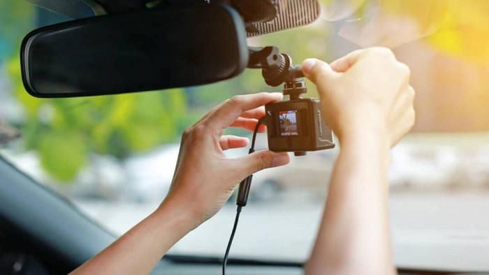 Xe lắp thêm camera hành trình vẫn đăng kiểm bình thường