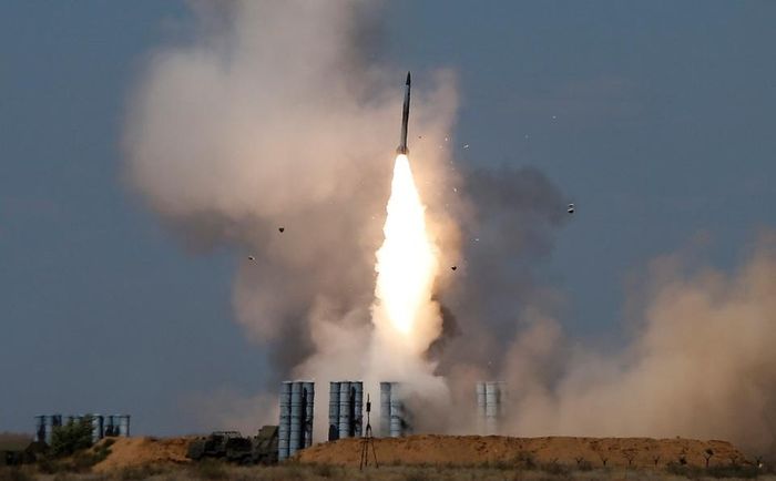 Belarus cho biết tên lửa rơi trên lãnh thổ nước này được bắn từ Ukraine. Ảnh: Reuters.