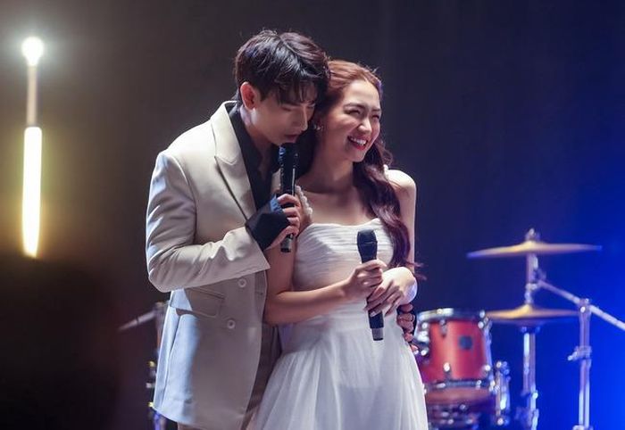 Isaac và Hòa Minzy tình tứ song ca