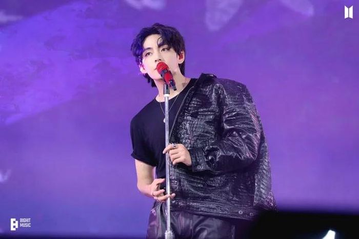 V