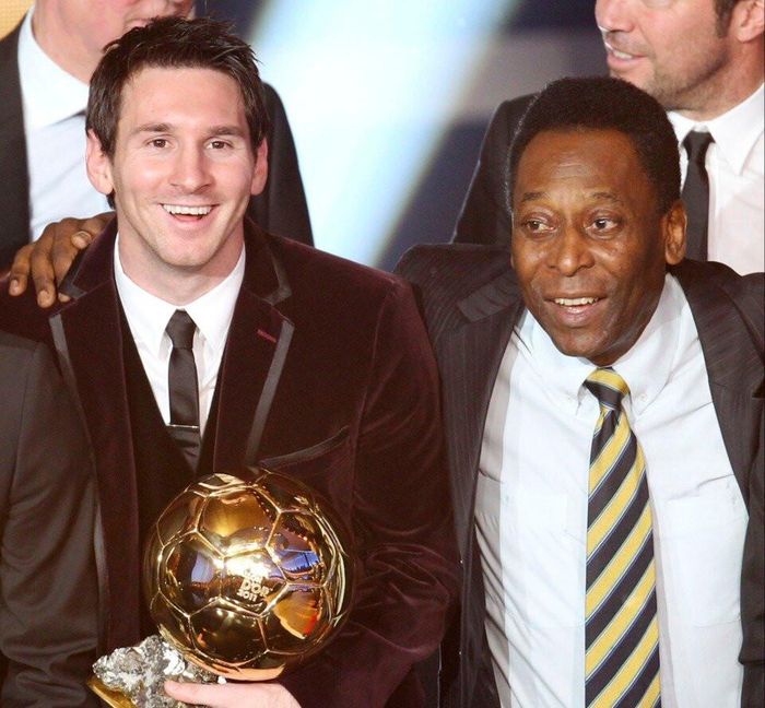 Messi đăng tấm hình chụp cùng Pele và gửi lời tri ân đến Vua bóng đá người Brazil