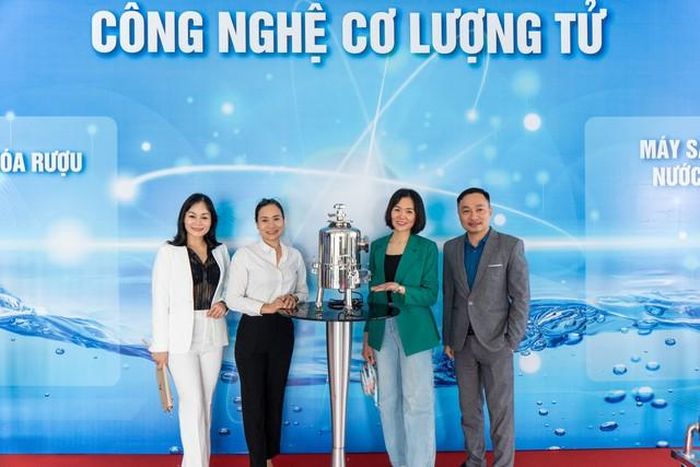 Khách hàng tham dự chụp hình lưu niệm tại Hội thảo