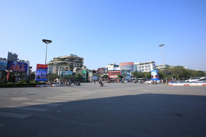 "Điểm nóng" giao thông ngã 7 Ô Chợ Dừa - Xã Đàn cũng không còn cảnh tượng "ma trận".