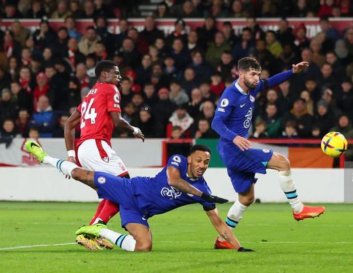 Cả hiệp 2, Chelsea hiếm khi áp sát khung thành Nottingham