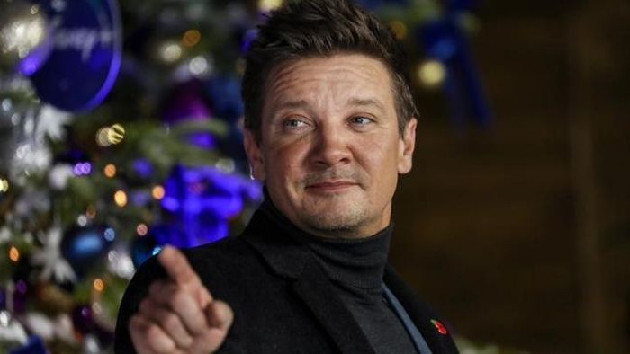 Jeremy Renner