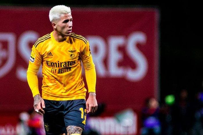 Enzo Fernandez bỏ tập ở Benfica.