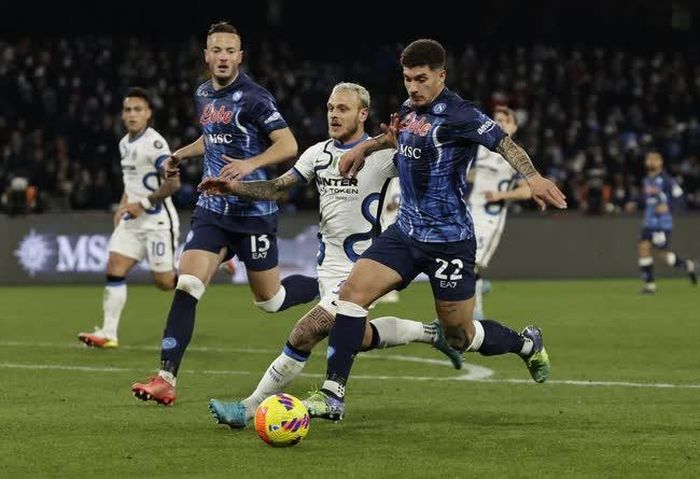 Lịch thi đấu đầu năm của Napoli rất nặng, có thể khiến họ mất nhiều điểm