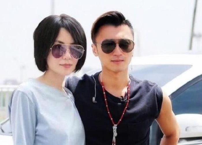 Tạ Đình Phong và Vương Phi. Ảnh: Sina.