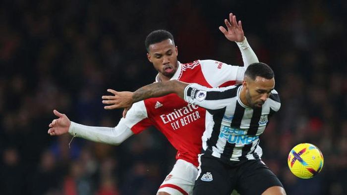 Newcastle đã kiên cường bảo toàn mành lưới