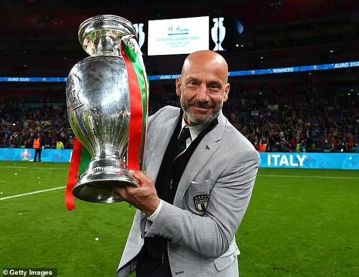 Vialli là nhân vật chủ chốt trong hành trình giành chức vô địch Euro 2020 của Ý, với tư cách là trưởng phái đoàn. Ảnh: Getty Images