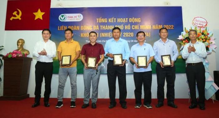 Bóng đá TP.HCM kỳ vọng phong trào bóng đá học đường, futsal, bóng đá nữ và bóng đá chuyên nghiệp phát triển bền vững trong thời gian tới. Ảnh: HFF