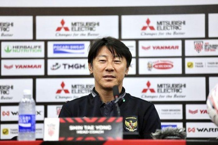 HLV Shin Tae-yong tự tin không kém đội tuyển Việt Nam