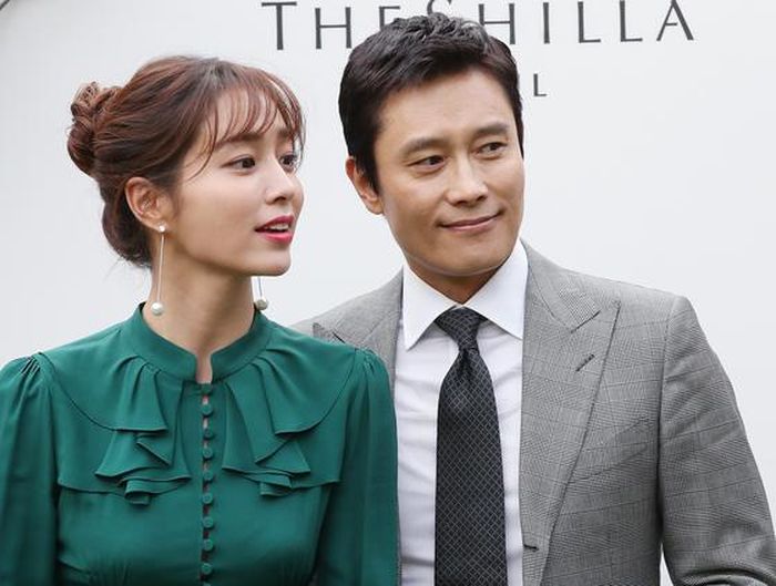 Lee Min Jung và Lee Byung Hun kết hôn năm 2013