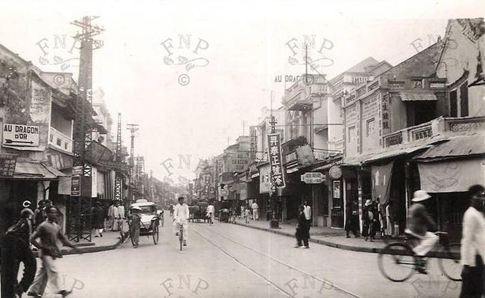 Phố Hàng Ngang nhìn từ Hàng Đường