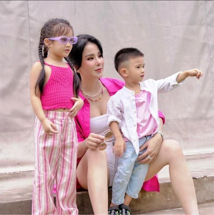 Diệp Lâm Anh và 2 con