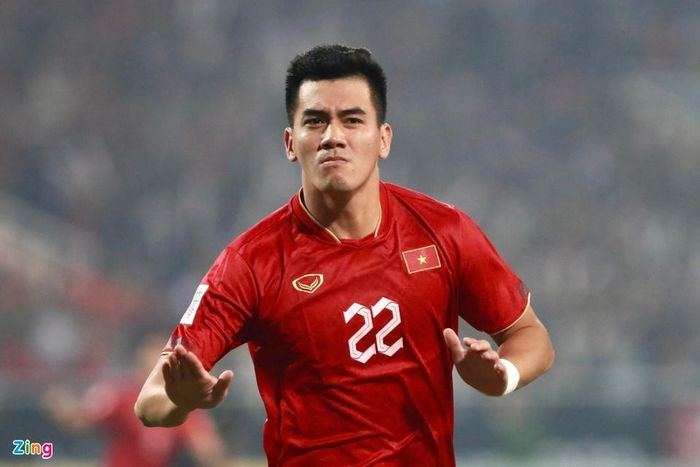 Hai bàn thắng của Tiến Linh giúp tuyển Việt Nam có lần thứ 4 vào chung kết AFF Cup. Ảnh: Bảo Ngọc.