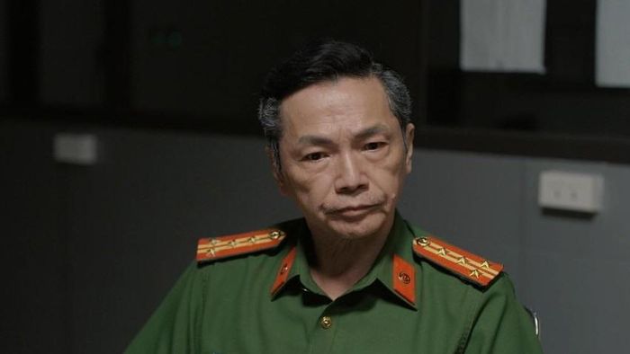 NSND Trung Anh mới đây góp mặt trong phim Đấu trí với vai đại tá Trần Giang. Ảnh: CMH.
