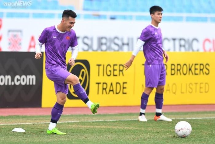 Tiến Linh có phong độ cao. Anh là chủ nhân của cú đúp vào lưới Indonesia, giúp ĐT Việt Nam giành vé vào chung kết.
