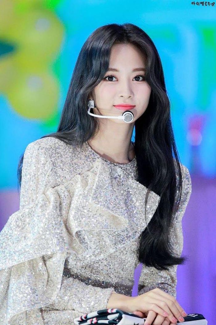 Tzuyu (Twice)