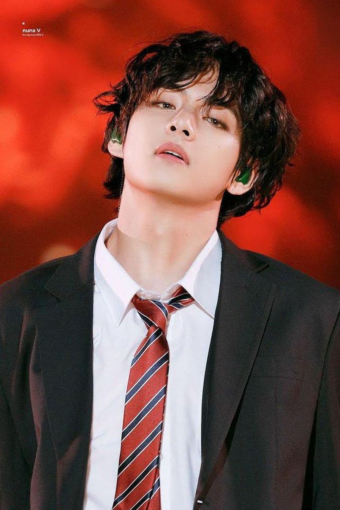 V (BTS)