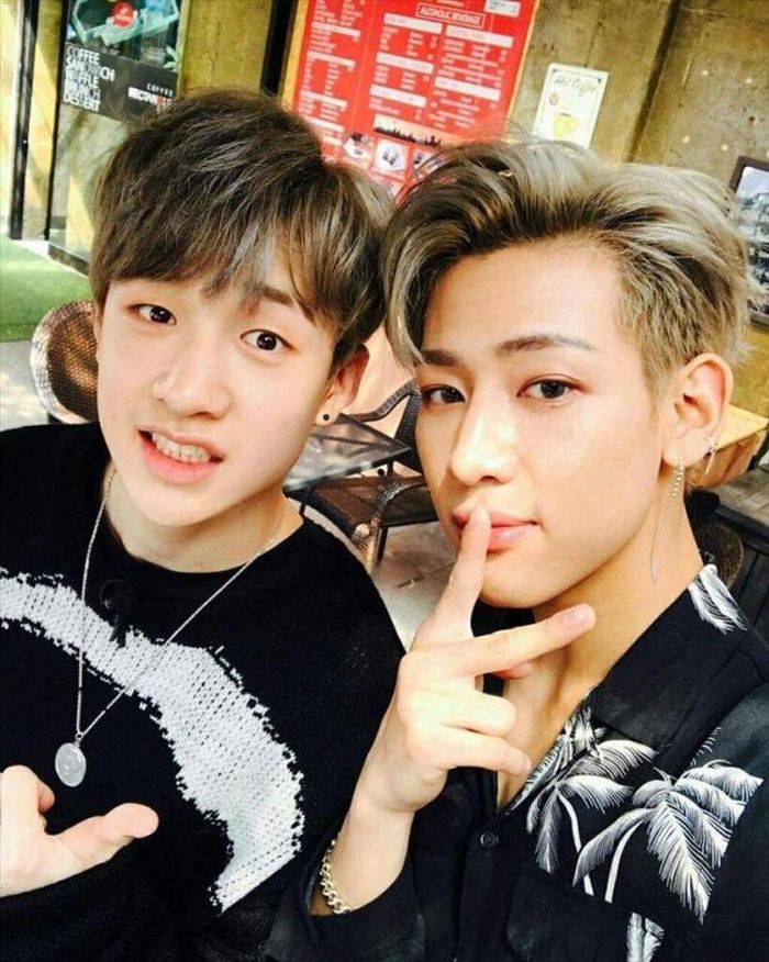 Bang Chan (Stray Kids) và BamBam (GOT7)