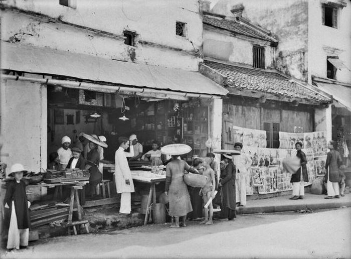 Tiệm bánh Trung Thu trên phố Hàng Đường