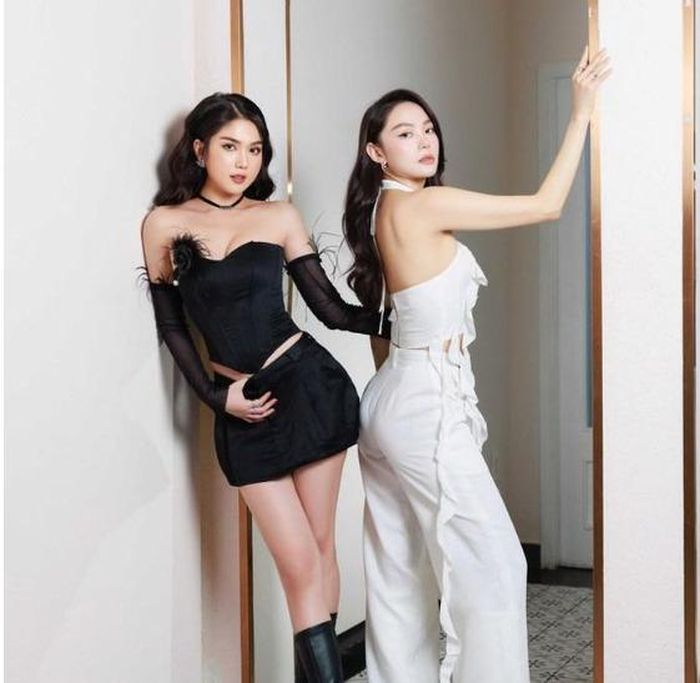 Thậm chí nhiều người còn cho rằng mặt cô hơi lệch.