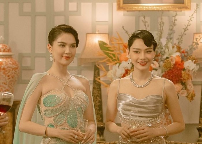 Tạo hình Minh Hằng và Ngọc Trinh trong Chị chị em em 2.