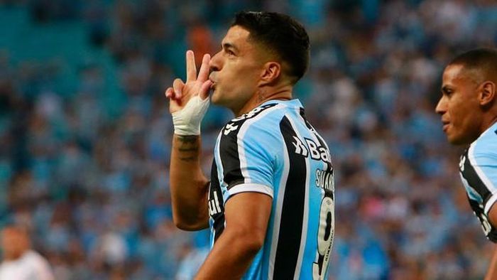 Suarez tỏa sáng rực rỡ với cú hattrick ngay trận ra mắt đội bóng mới