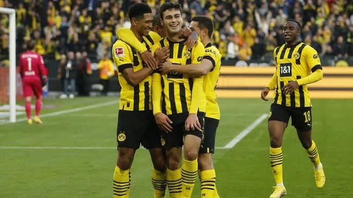 Dortmund có lợi thế sân nhà ở trận đấu này