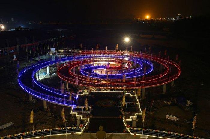 Tác phẩm trưng bày tại triển lãm: Cầu Đại Lạc Kim Cương tại Đại Bảo Tháp Mandala Tây Thiên, năm 2019