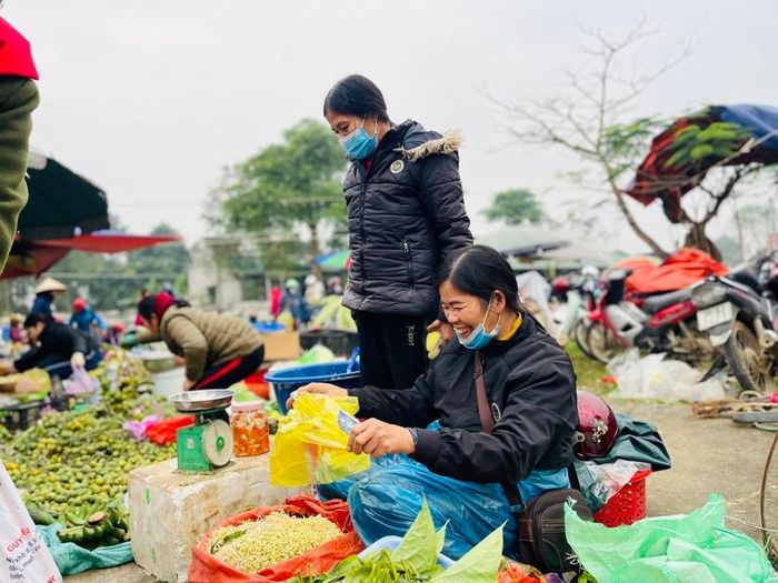 Nụ cười của người bán hàng khi đắt khách đến mua hàng