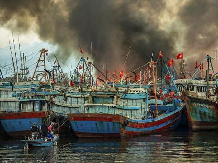 Những vụ hỏa hoạn trên mặt nước, trên mặt biển gần bờ xảy ra và lực lượng PCCC&amp;CNCH được huy động ứng cứu kịp thời.