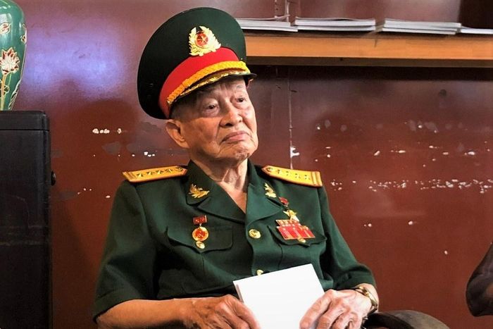 Đại tá - Anh hùng Lực lượng vũ trang nhân dân Nguyễn Văn Tàu (Tư Cang), nguyên Cụm trưởng Cụm tình báo quân sự H63, nhớ về cuộc tổng tiến công và nổi dậy Xuân Mậu Thân 55 năm trước (1968.-2023). Ảnh: Thanh Trần.