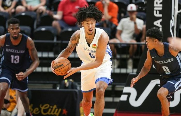 Jaylin Williams trong màu áo Oklahoma Thunder