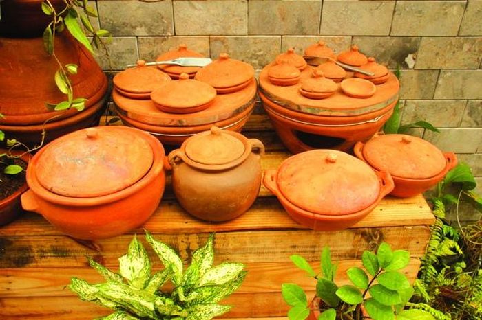Người làm hàng truyền thống 100% handmade đang cần được tiếp sức