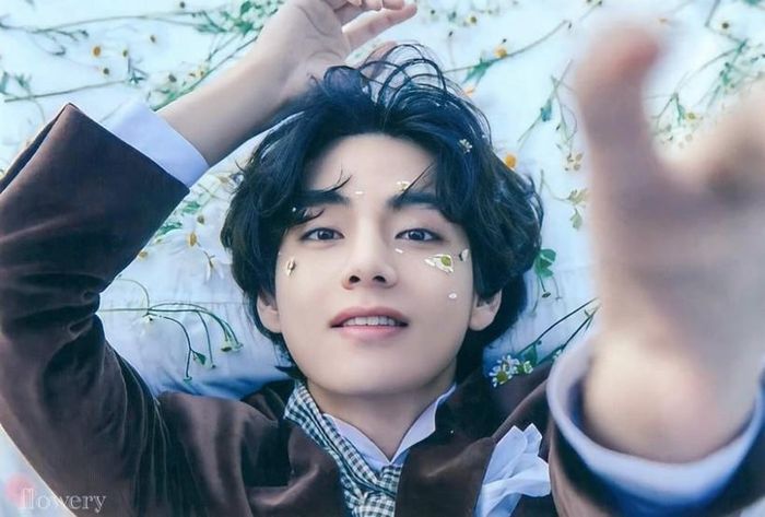 V (BTS).