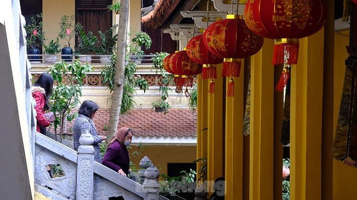  Chùa cũng là nơi lưu trữ rất nhiều tài liệu, thư tịch Phật giáo và là một trong những trung tâm nghiên cứu, giảng dạy, truyền bá Đạo Phật lớn nhất trong cả nước.