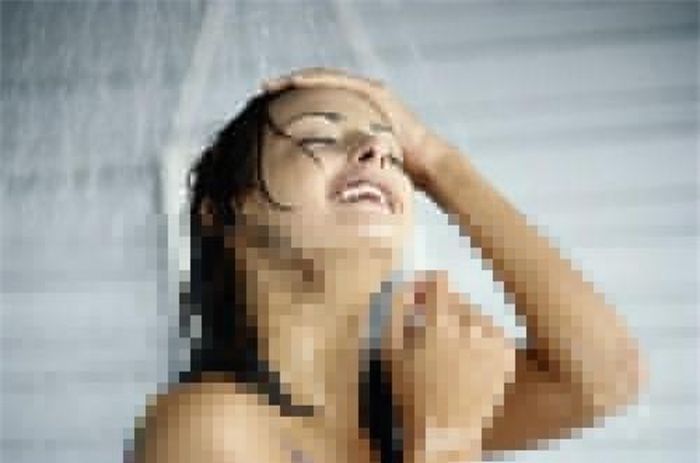 Chỉ tắm với nhiệt độ vừa phải.