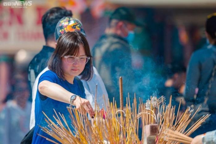 Lễ hội kéo dài suốt tháng Giêng năm Quý Mão 2023.