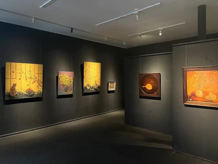 Không gian triển lãm “Giao niên” tại The Muse Art Space