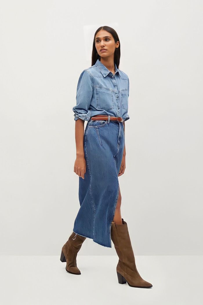 Trào lưu denim on denim vẫn chưa hề hạ nhiệt. Ảnh minh họa: Mango.