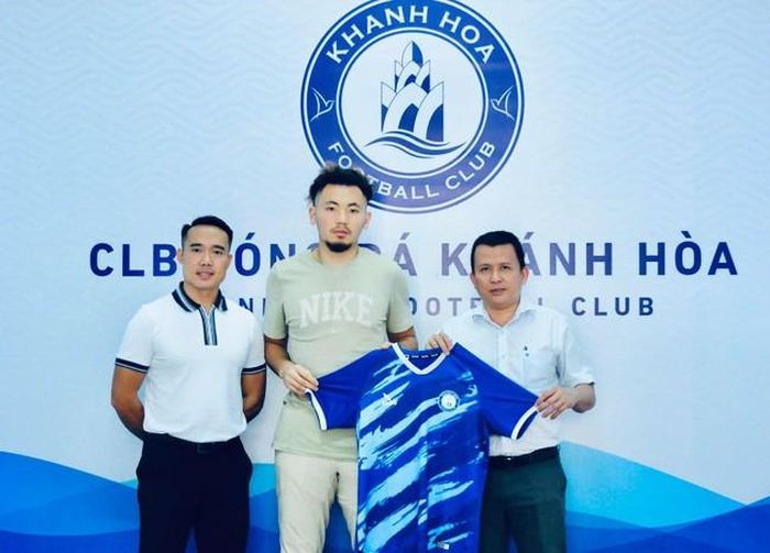 Ryan Hà là cầu thủ được Khánh Hòa cho thử sức ở mùa giải 2023. Ảnh: KHFC