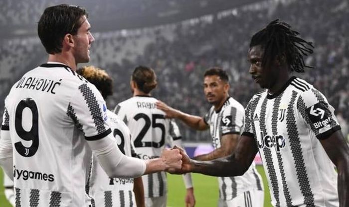 Cầu thủ Juventus lo lắng về tương lai.