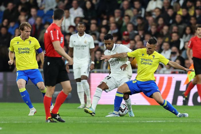Rodrygo chưa thay thế được Benzema về lâu dài