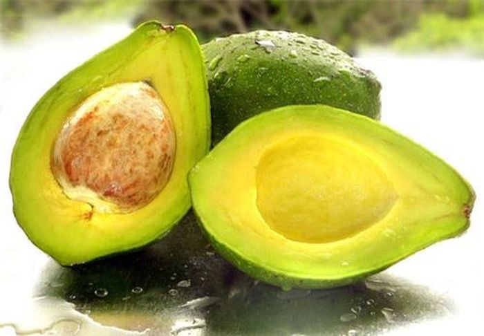 Không nên bảo quản bơ trong tủ lạnh bởi nó sẽ làm chậm quá trình chín