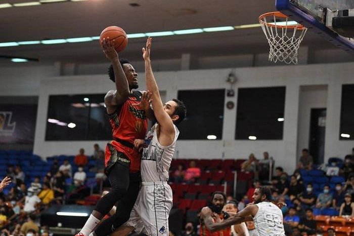 Bangkok Tigers bất lực trước lối chơi tốc độ và trực diện của Saigon Heat.