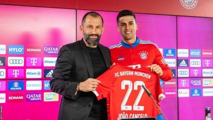 Salihamidzic có ý chê mức giá của Cancelo quá đắt nên Bayern khó mua đứt